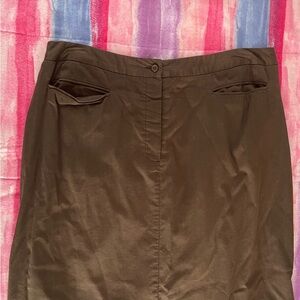 Ann Taylor Brown Skirt size 10p see description and photos for damage